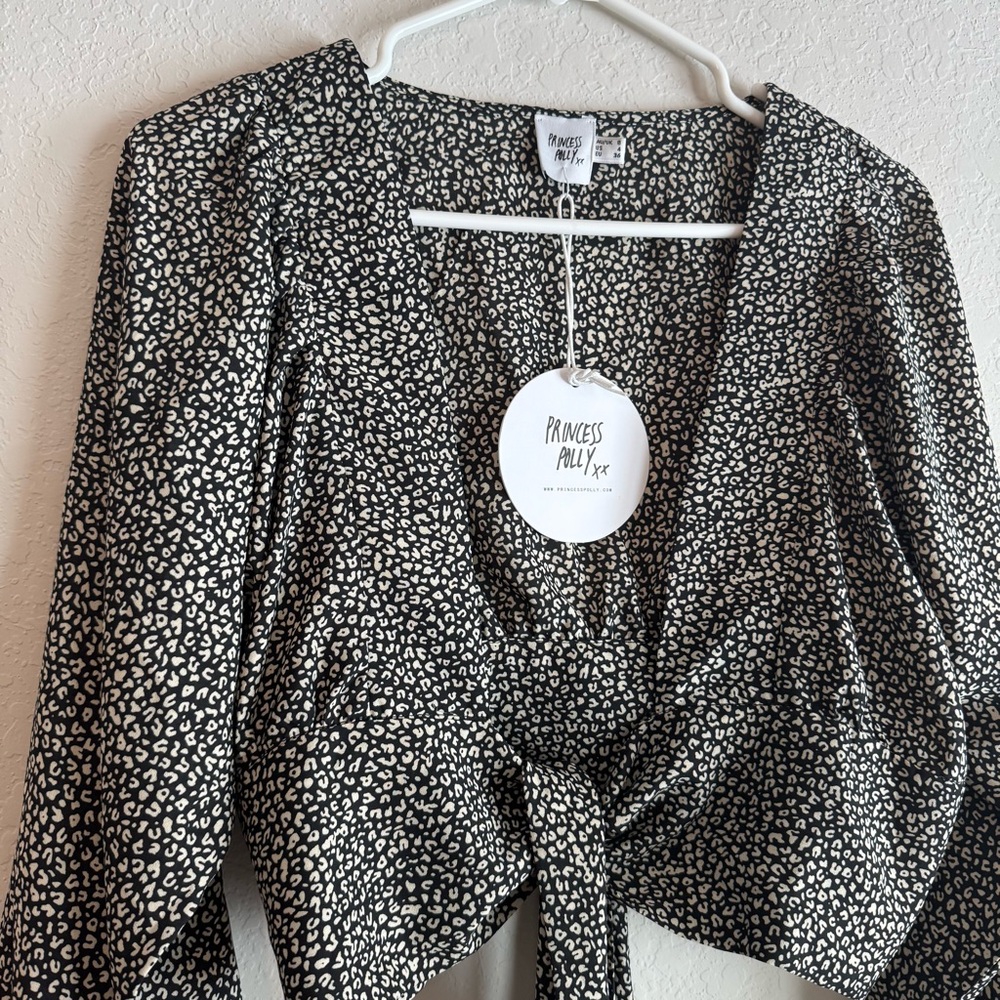 Princess Polly New Mood Tie Front Crop Blouse - Picture 4 of 7